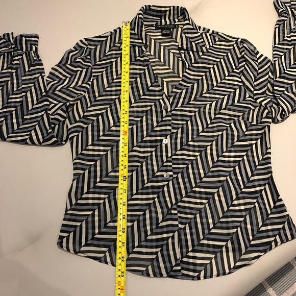 Kenneth Cole New York Sheer 100% Silk Blouse - Picture 5 of 7